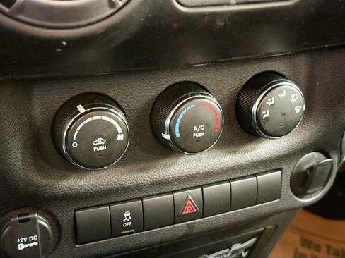 Used 2012 Jeep Wrangler Unlimited Sport AWD/4WD image 14
