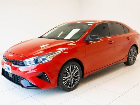 Used 2024 Kia Forte GT-Line w/ GT-Line Premium Package image 6