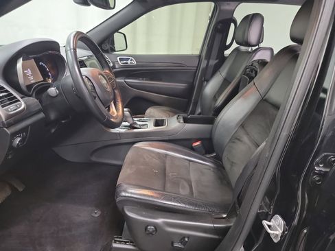 Used 2020 Jeep Grand Cherokee Altitude image 12