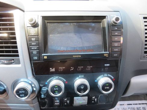Used 2011 Toyota Sequoia Limited AWD/4WD image 18