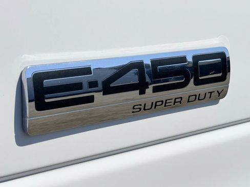 Used 2023 Ford E-450 and Econoline 450 Super Duty w/ Power Windows & Locks Group RWD image 12