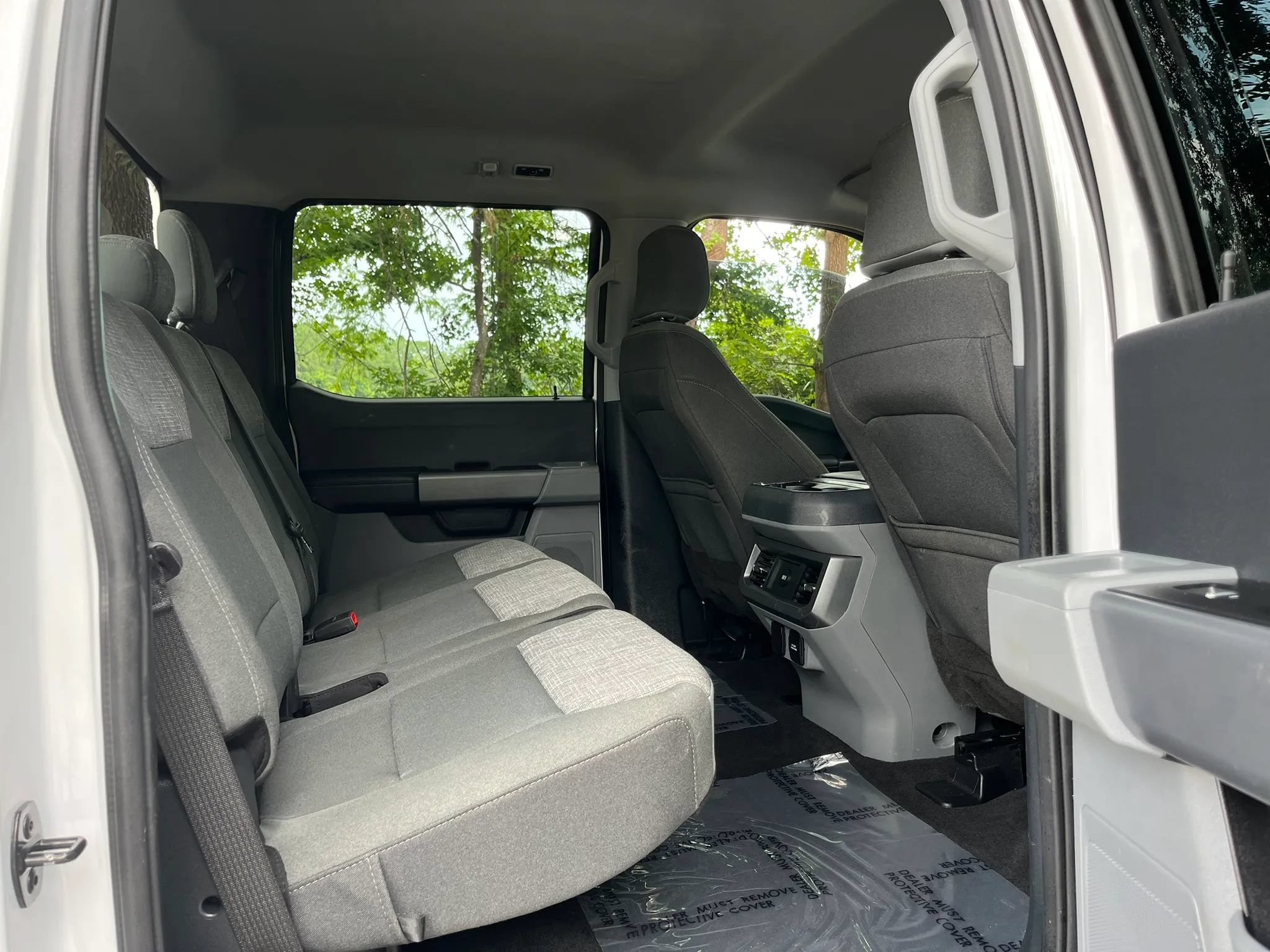 Used 2023 Ford F250 XLT w/ FX4 Off-Road Package AWD/4WD image 17