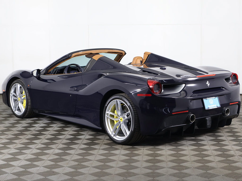 Used 2018 Ferrari 488 Spider RWD image 9