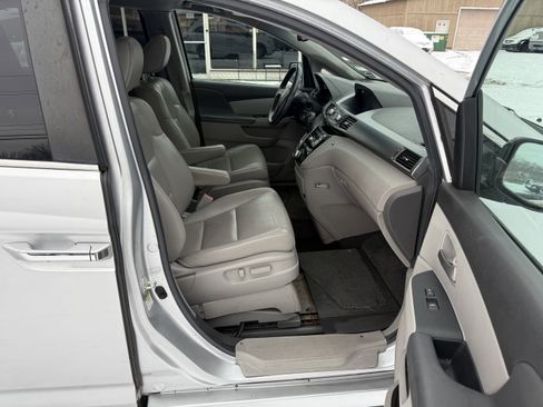 Used 2011 Honda Odyssey EX-L image 11