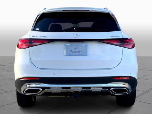 Certified 2026 Mercedes-Benz GLC 300 4MATIC image 4
