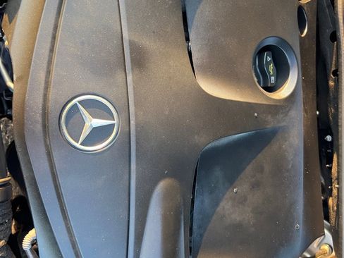 Used 2019 Mercedes-Benz GLA 250 4MATIC image 47