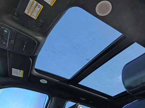 Used 2021 Ford F150 Platinum w/ Equipment Group 701A High image 30