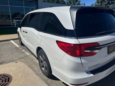 Used 2024 Honda Odyssey EX image 5