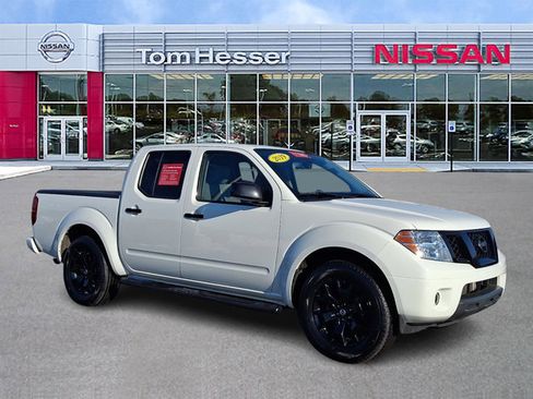Certified 2019 Nissan Frontier SV w/ Value Truck Package image 1