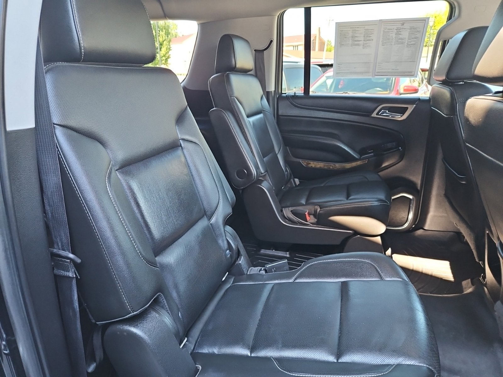 Used 2017 Chevrolet Suburban Premier AWD/4WD image 29