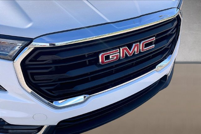 Used 2023 GMC Terrain SLE FWD image 24