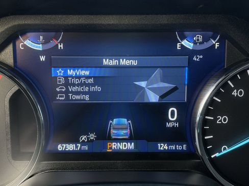 Used 2024 Ford Expedition XLT image 13