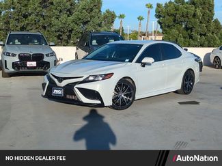 Used 2022 Toyota Camry SE w/ Carpet Mat Package (TMS) FWD video 1
