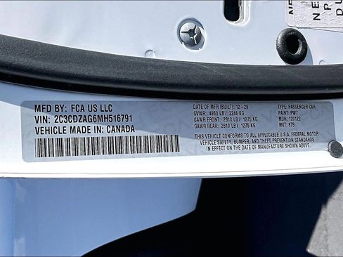 Used 2021 Dodge Challenger SXT image 31