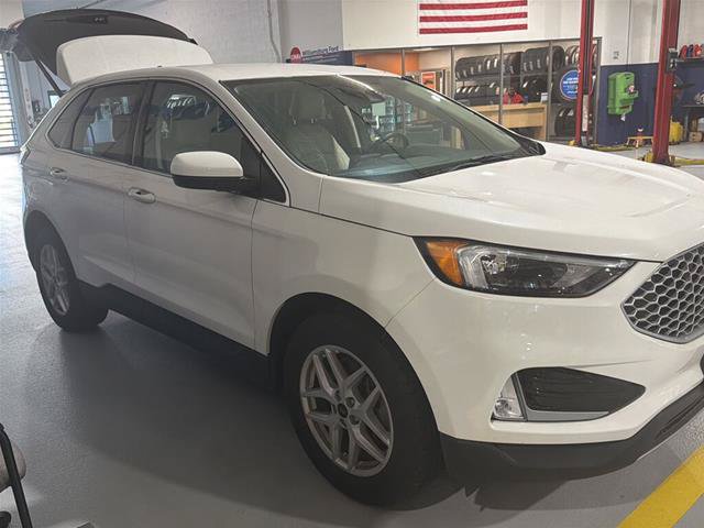 Certified 2024 Ford Edge SEL AWD/4WD image 2