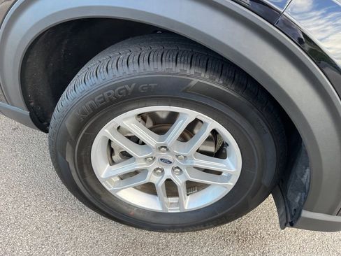 Used 2025 Ford Explorer Active image 38