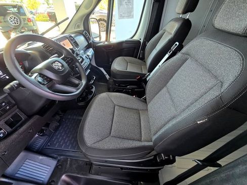 Used 2024 RAM ProMaster 2500 w/ Safety Group FWD image 19
