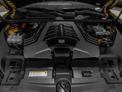 Used 2024 Lamborghini Urus Performante image 62