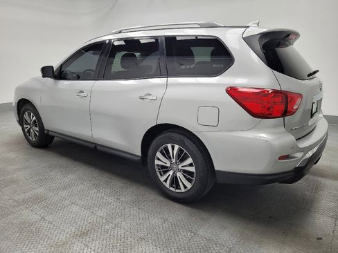 Used 2019 Nissan Pathfinder SL FWD image 3