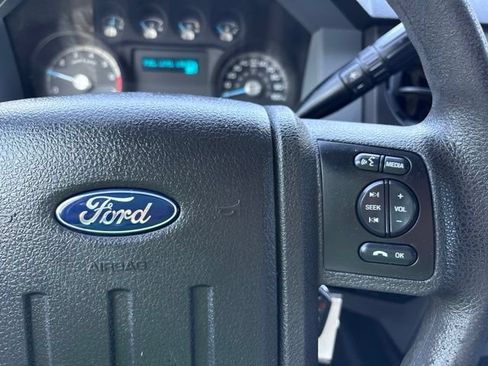 Used 2016 Ford F250 XL w/ Power Equipment Group AWD/4WD image 13