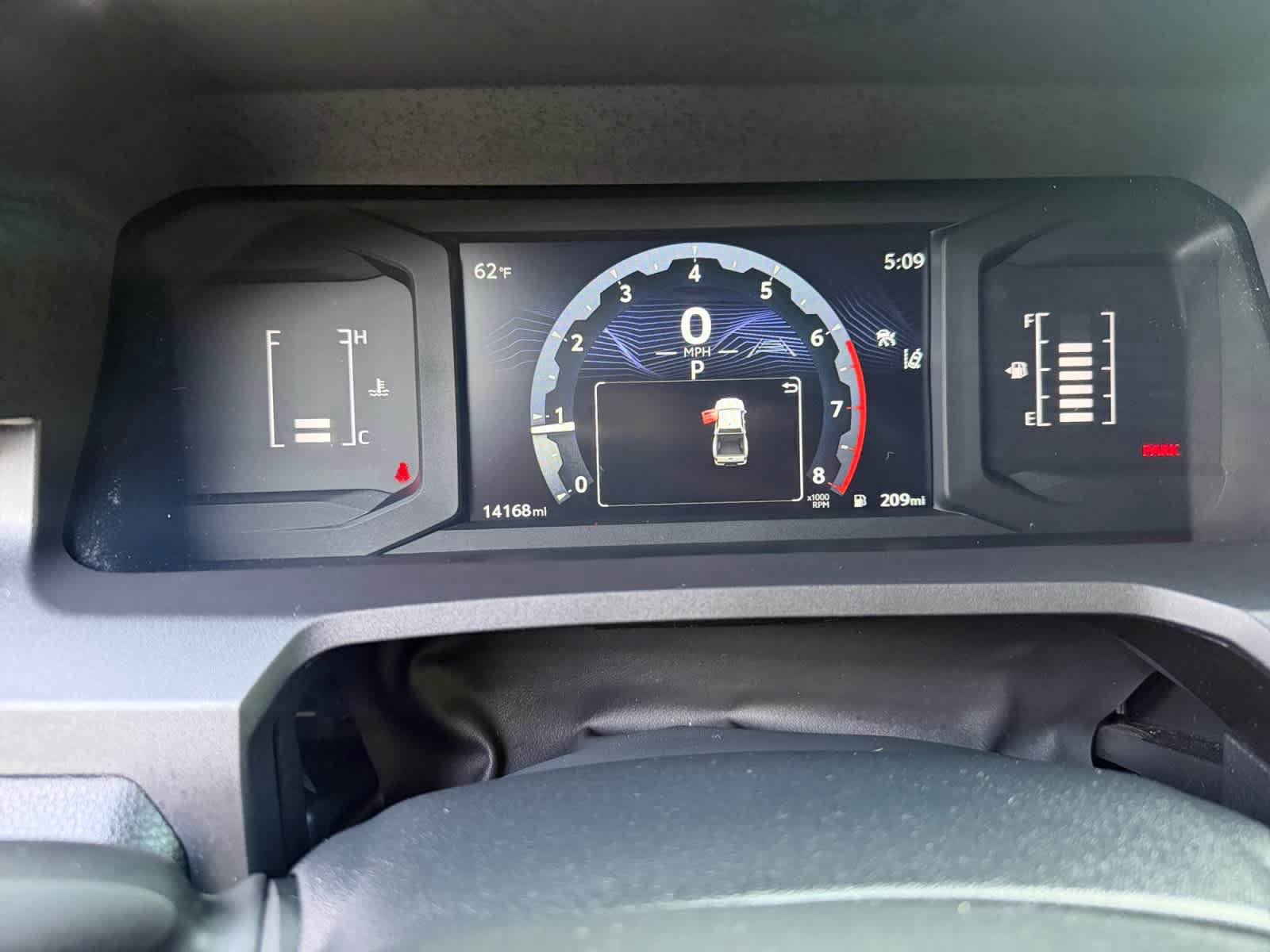 Used 2024 Toyota Tacoma SR5 AWD/4WD image 4