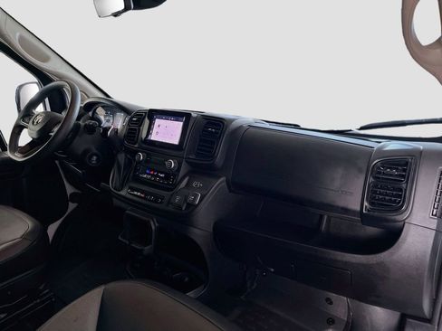 Used 2024 RAM ProMaster 2500 w/ Safety Group FWD image 28