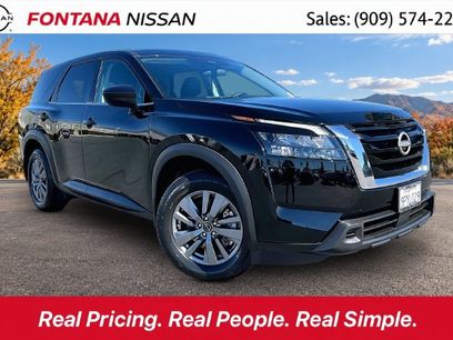 Used 2024 Nissan Pathfinder S w/ Cargo Package