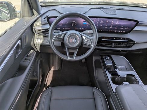 Used 2025 Buick Enclave Preferred image 14
