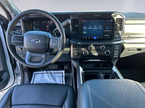 Used 2025 Ford F350 Lariat w/ Black Appearance Package image 10