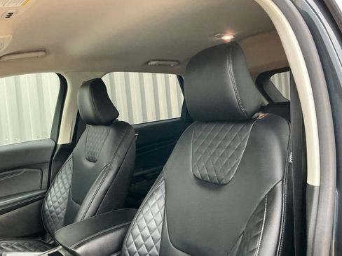 Used 2024 Ford Edge Titanium w/ Equipment Group 301A AWD/4WD image 9