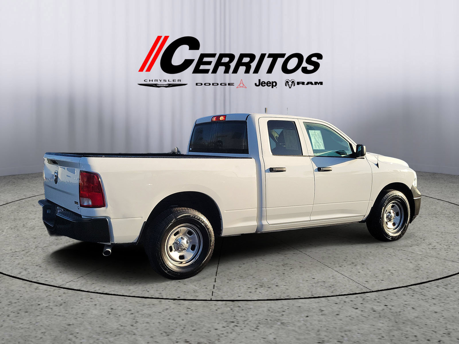 Used 2019 RAM 1500 Tradesman RWD image 2