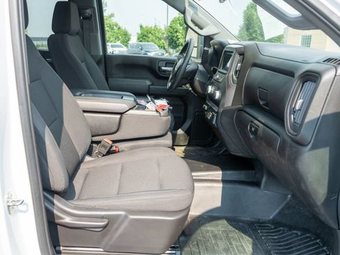 Used 2024 GMC Sierra 2500 Pro w/ Convenience Package AWD/4WD image 10