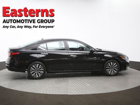 Used 2024 Nissan Altima 2.5 SV image 43