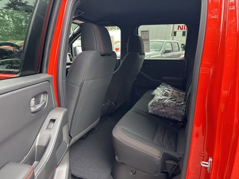 New 2026 Nissan Frontier PRO-4X w/ Pro-4x Convenience Package image 15