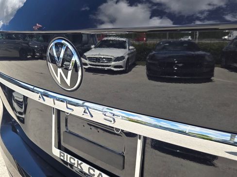 Used 2022 Volkswagen Atlas SE FWD image 15