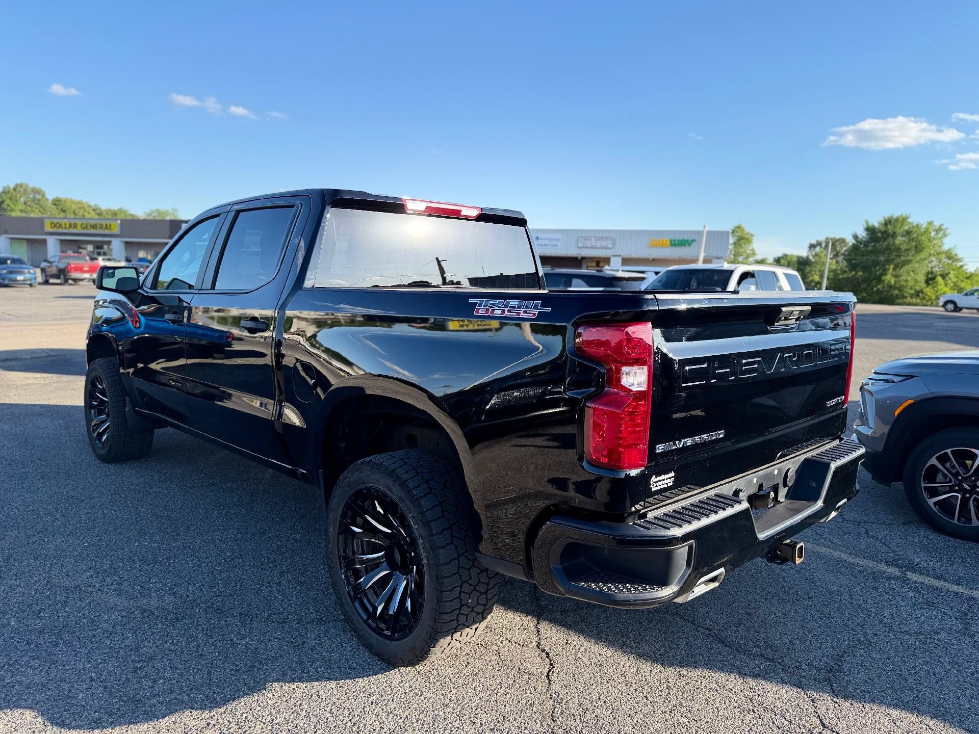 Used 2026 Chevrolet Silverado 1500 Custom Trail Boss AWD/4WD image 6