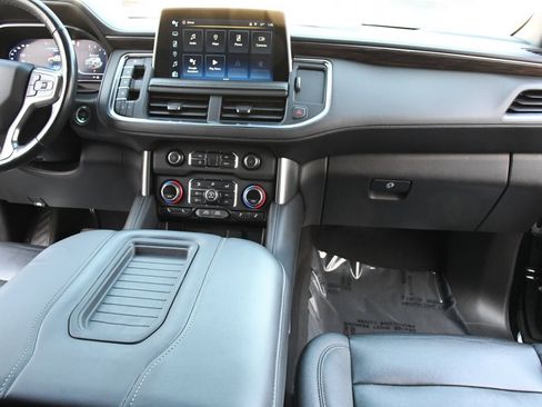 Used 2022 Chevrolet Tahoe LT w/ Luxury Package image 7