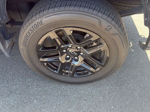 Used 2023 Chevrolet Silverado 1500 Custom RWD image 4
