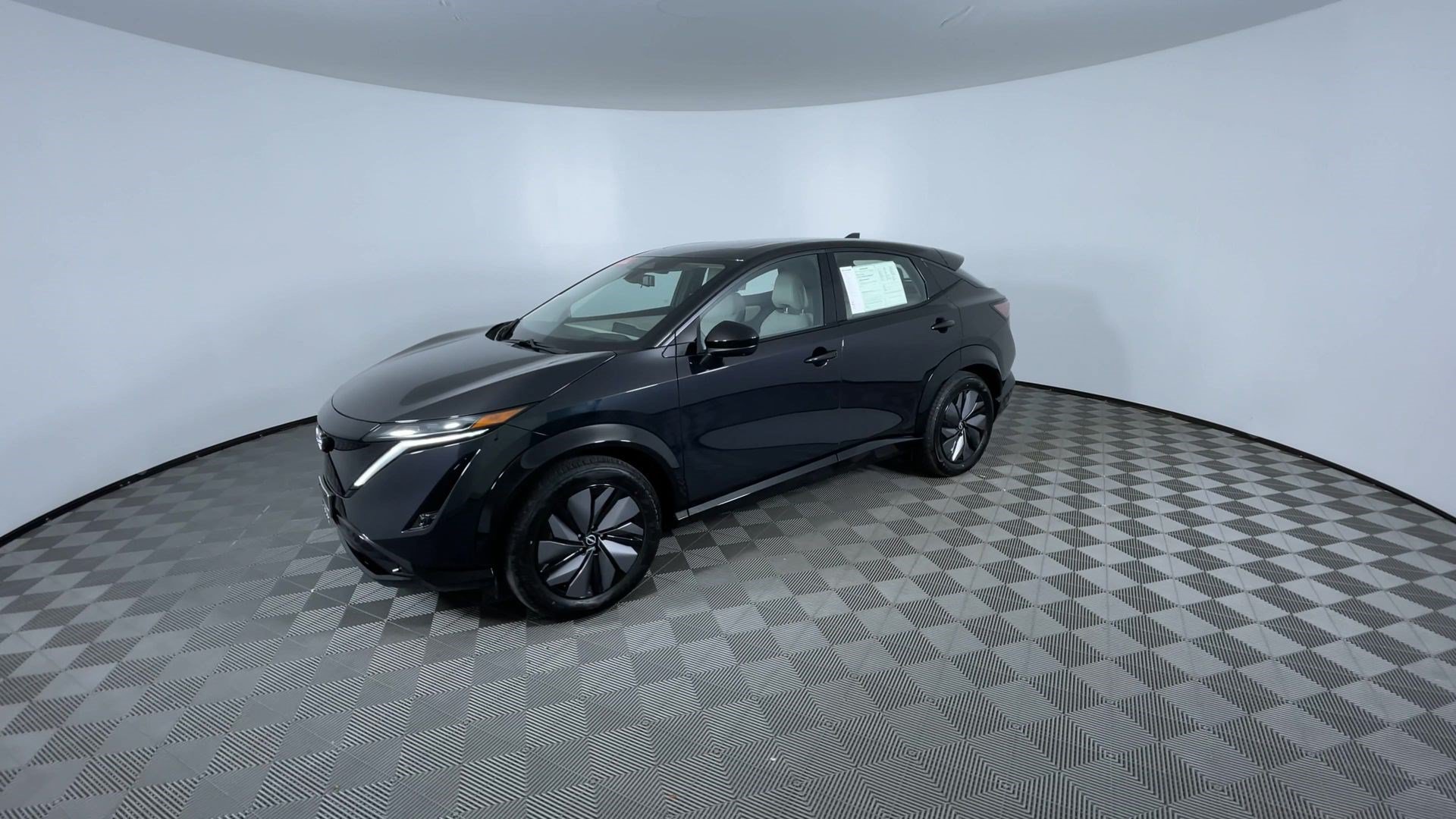 Certified 2024 Nissan Ariya AWD image 4