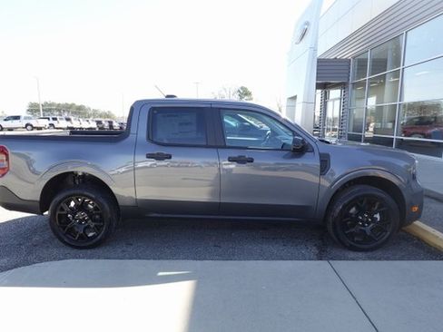 New 2025 Ford Maverick XLT w/ XLT Luxury Package image 5