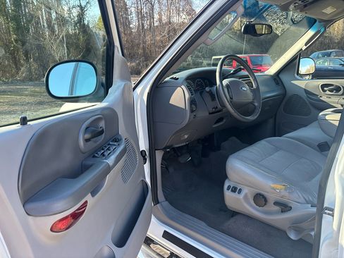 Used 2003 Ford F150 King Ranch image 10