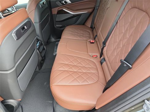 Used 2026 BMW X5 xDrive40i w/ Premium Package AWD/4WD image 17