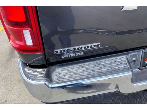 Used 2025 RAM 3500 Big Horn AWD/4WD image 9