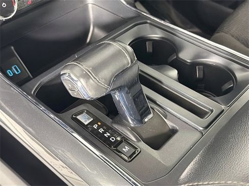 Used 2022 Ford F150 XLT w/ Equipment Group 302A High image 15