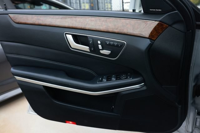 Used 2014 Mercedes-Benz E 350 4MATIC Wagon image 46