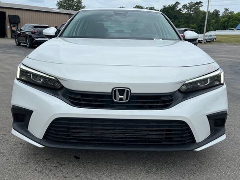 Used 2023 Honda Civic EX image 3