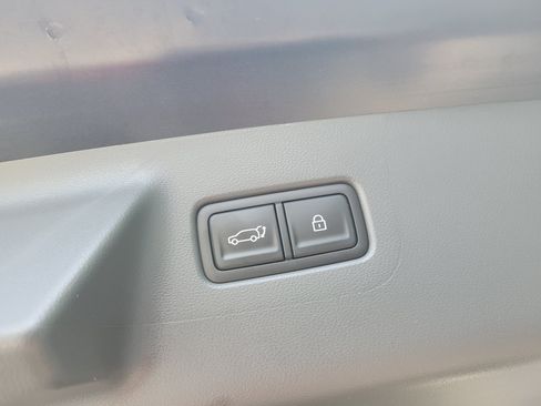 Used 2026 Hyundai Santa Fe SEL FWD image 10