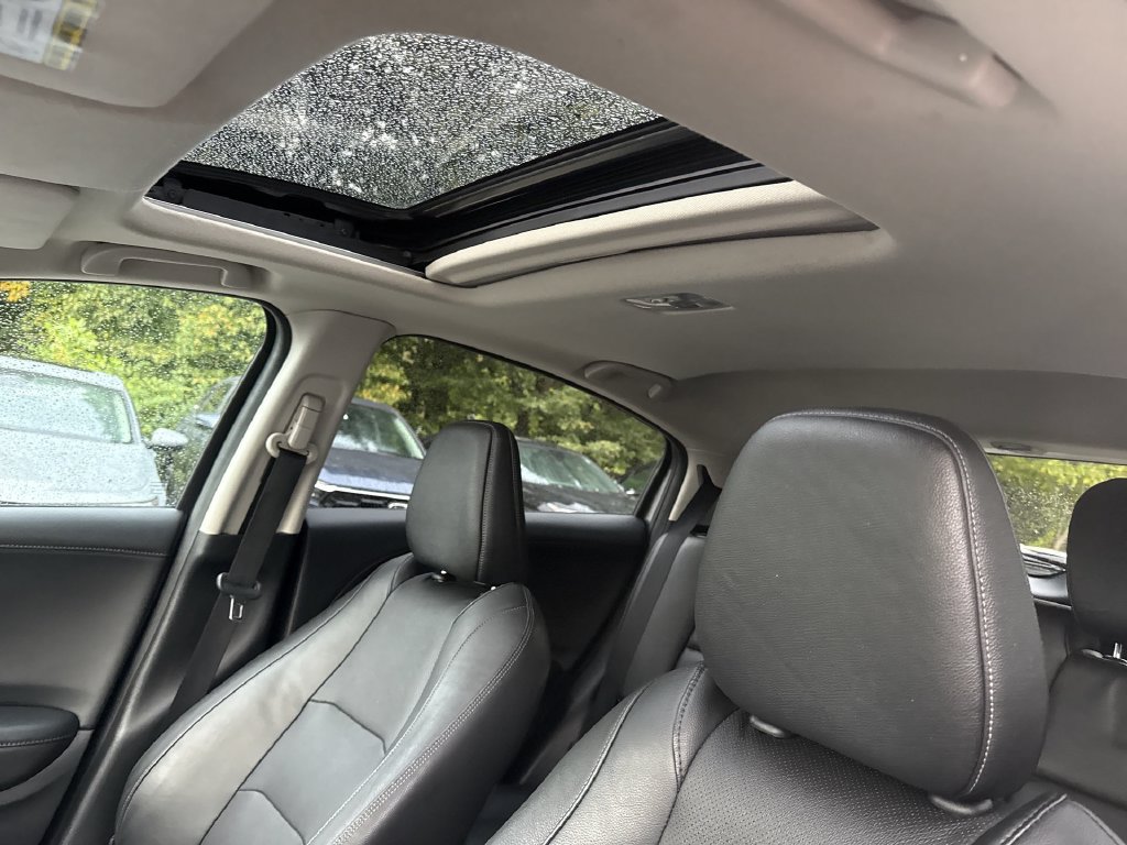Used 2022 Honda HR-V EX-L image 16