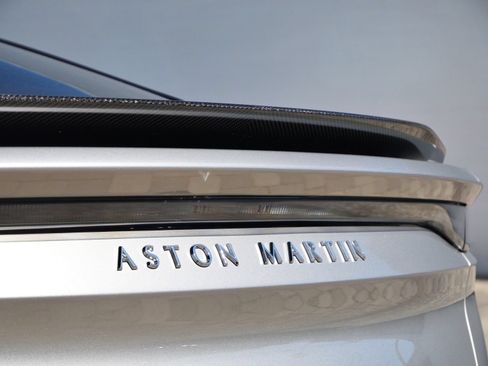 Used 2023 Aston Martin DBS Coupe RWD image 8