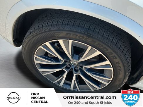 Used 2022 Volvo XC90 T6 Momentum w/ Advanced Package AWD/4WD image 9